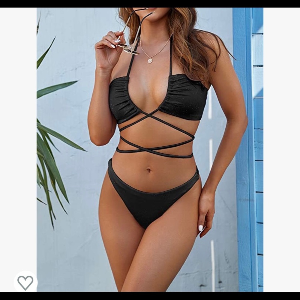 2 sexy mediucm swim bikini & Swimsuit Cover。